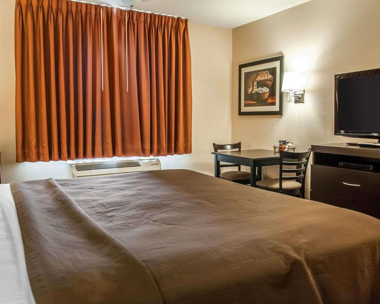 Econo Lodge Inn & Suites Santa Fé Exteriér fotografie